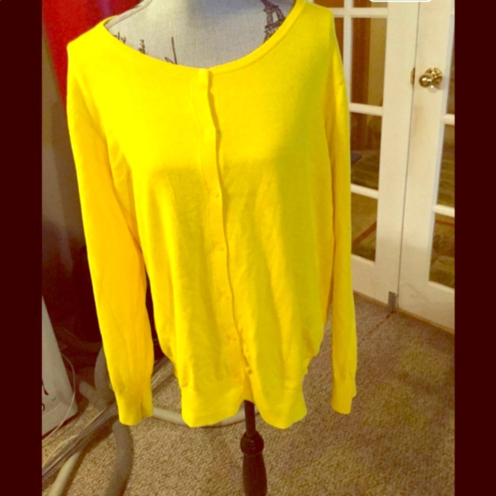 New without tags yellow cardigan